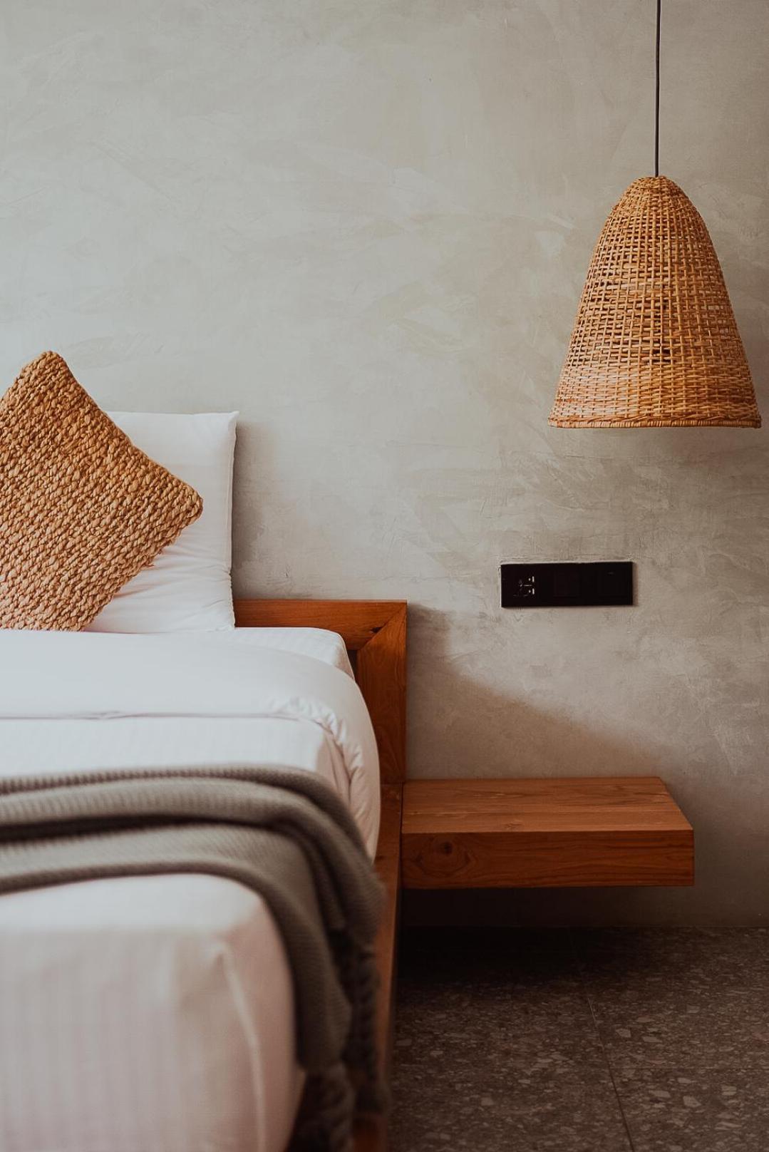 The Salty Pelican Yoga & Surf Retreat Dikwella Sur Exterior foto
