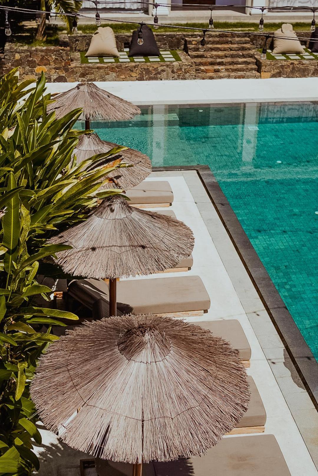 The Salty Pelican Yoga & Surf Retreat Dikwella Sur Exterior foto