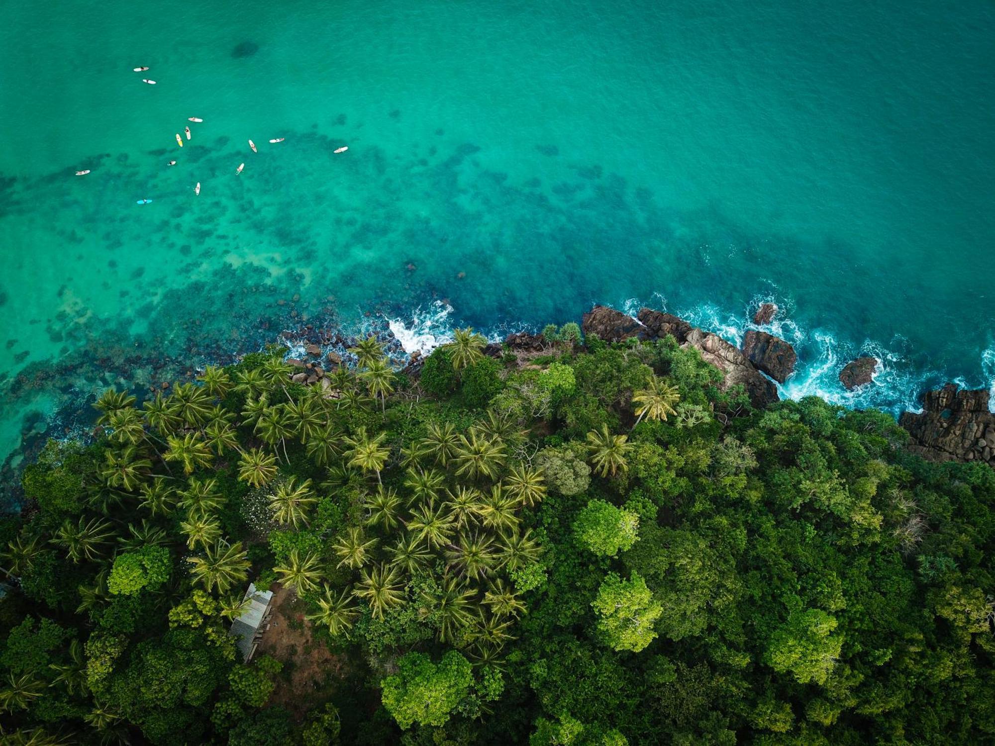 The Salty Pelican Yoga & Surf Retreat Dikwella Sur Exterior foto